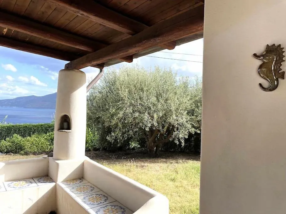 Casa Cavalluccio Marino - Terrazza Vista Mare Santa Marina Salina Itália